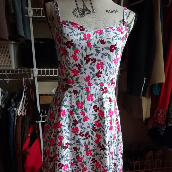 Old Navy Summer Dress - Picture 1 of 4